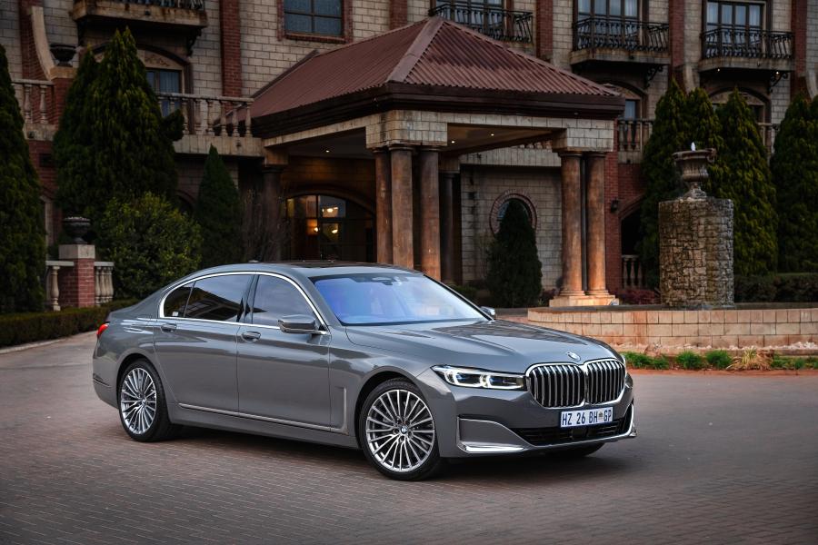  BMW 750Li xDrive (G12) 2019 года  (ZA) (фото 40 из 40)